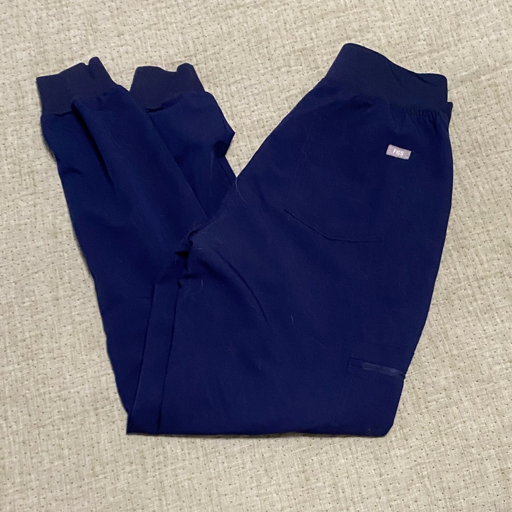 Figs Women's Scrub Joggers in Navy Blue